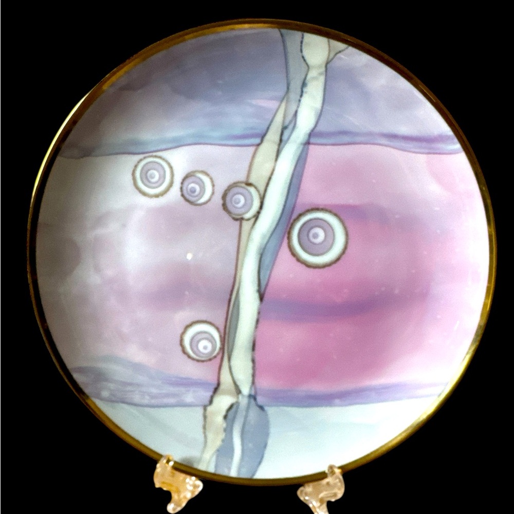 Rare 1986 Frederick France’s signed Porcelain Abstract Plate. (1-M)